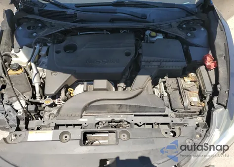 2018 Nissan Altima 2.5 z USA, uszkodzony, nr VIN 1N4AL3AP8JC126122